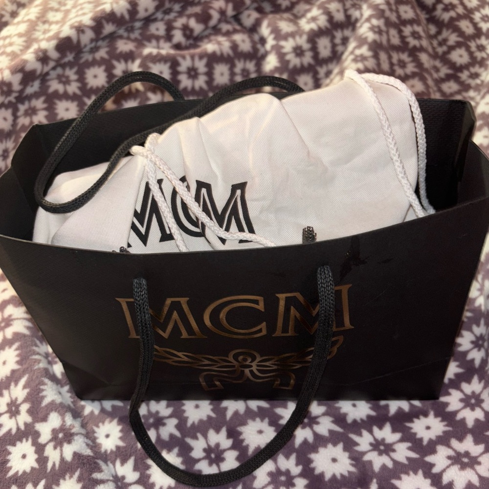 Aren Camera Bag in Spanish Calf Leather